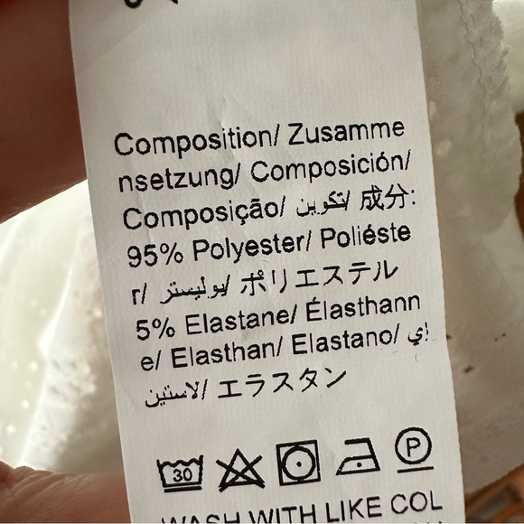 White Eyelet Ruffle Sleeveless Top - Large - Picture 7 of 8